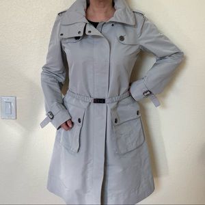 Light Grey Burberry Raincoat / Trenchcoat